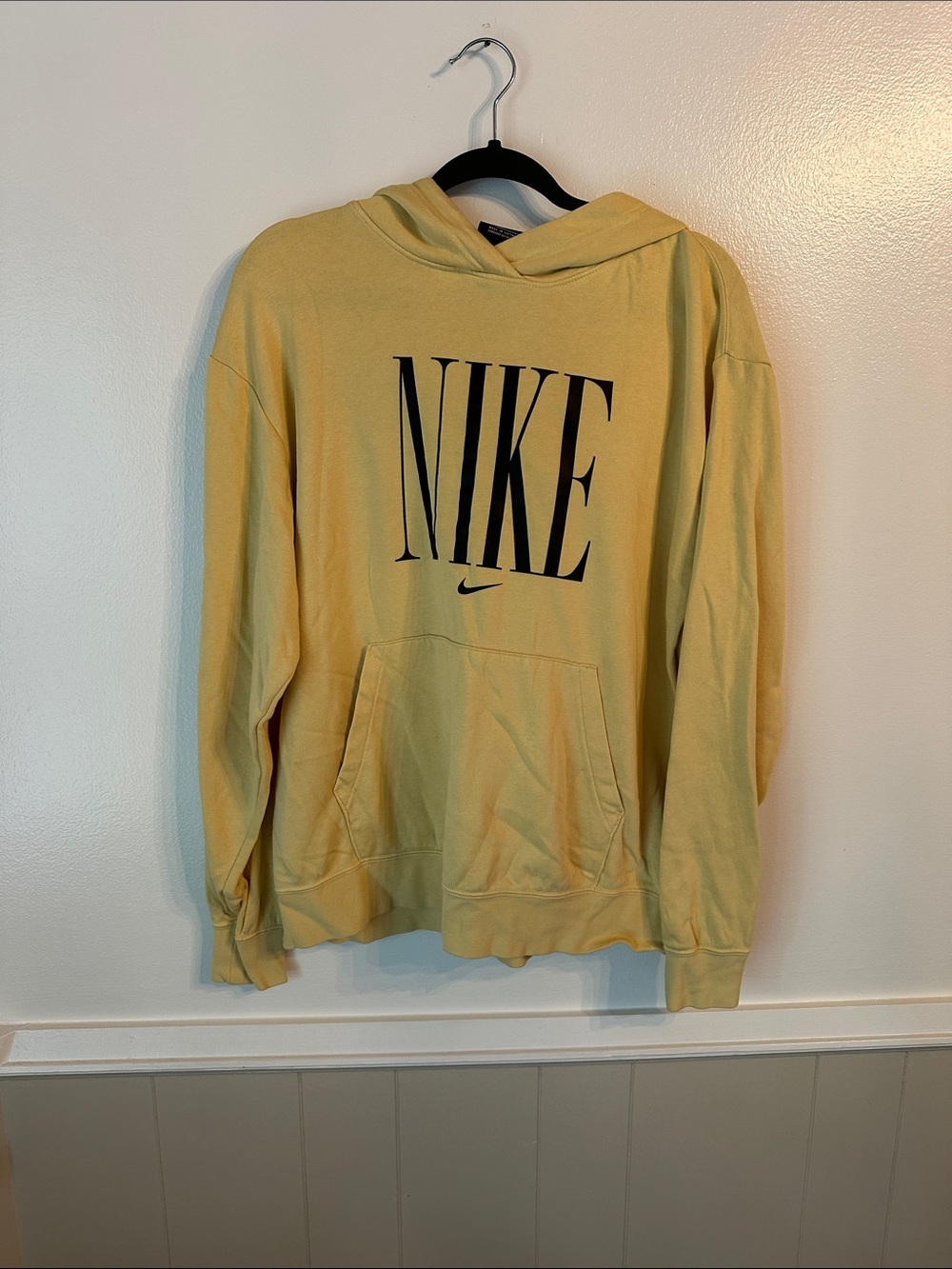 Nike Pale Yellow Crewneck Hoodie with Black NIKE Print Size L